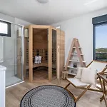 Neda Heated Pool, Hot-tub, Sauna, 3 Bedrooms فيلة *
