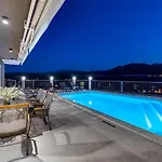 فيلة Neda Heated Pool, Hot-tub, Sauna, 3 Bedrooms *