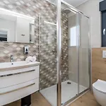 Neda Heated Pool, Hot-tub, Sauna, 3 Bedrooms فيلة *