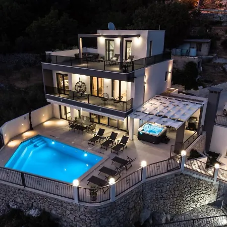Neda Heated Pool, Hot-tub, Sauna, 3 Bedrooms Villa *