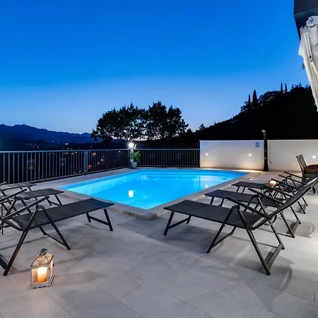 Neda Heated Pool, Hot-tub, Sauna, 3 Bedrooms * Blato na Cetini